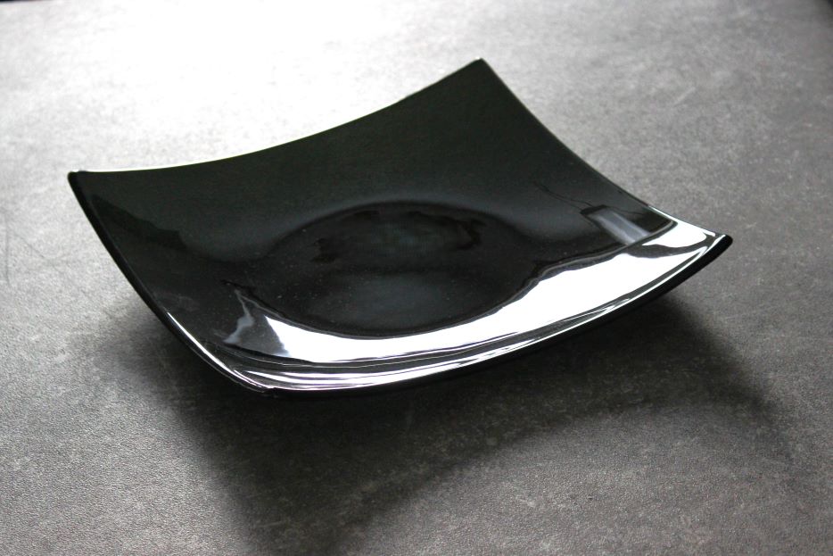 Čtvercová mělká mísa MATIZ 30x30cm - tmavě šedá
