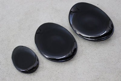 Skleněný oválný talíř OVAL ELLA tmavě šedý