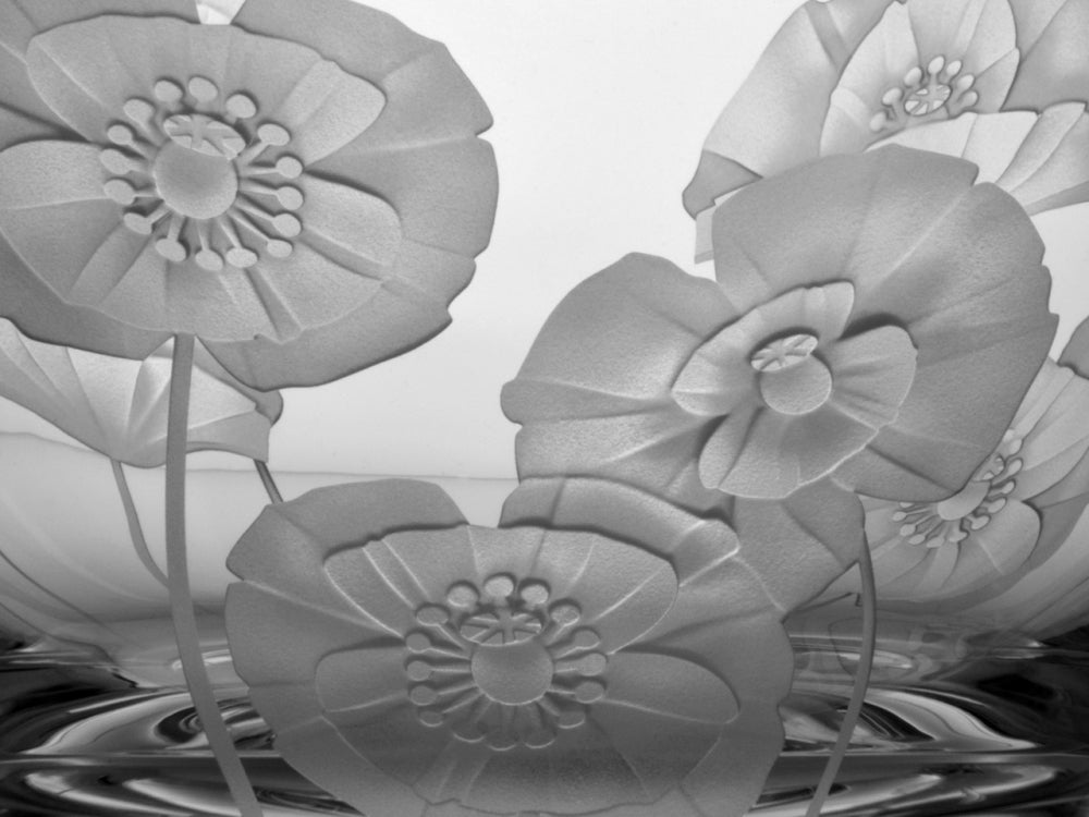 Ručně zdobená skleněná mísa Vlčí mák s detailem na květiny