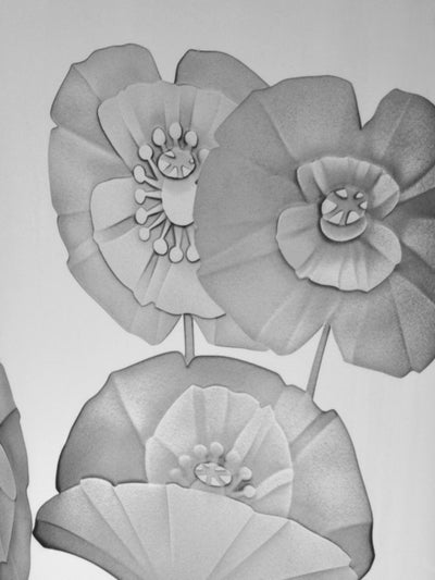 Ručně zdobená skleněná mísa Vlčí mák kulata s detailem na květiny