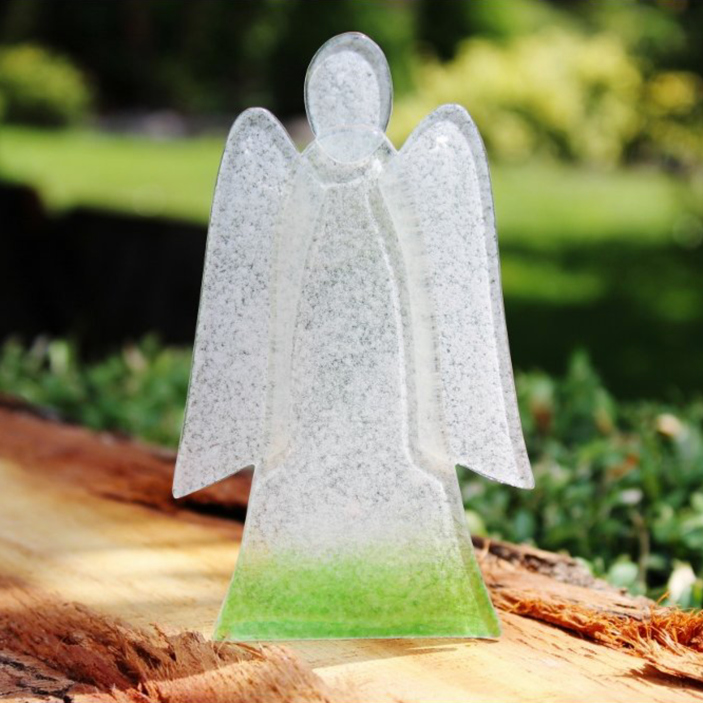 Zelený skleněný anděl svícen na čajovou svíčku